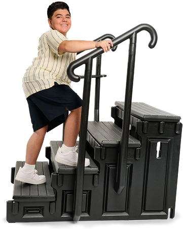 Ethan, que ha tomado DUVYZAT durante más de 4 años.
